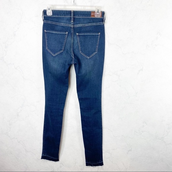 [HCO] Dark Wash Skinny Jeans - Picture 3 of 3